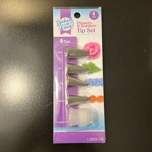 Baked With Love Flower and Borders Tip Set
